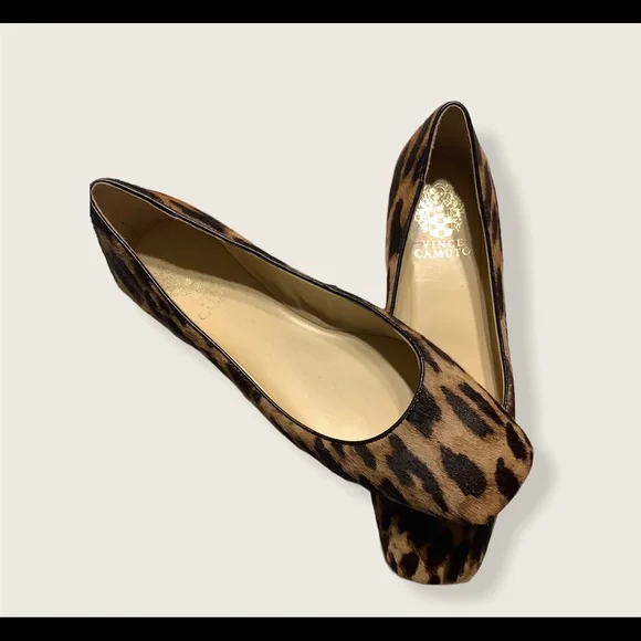 Vince Camuto Bicanna 3 Flats - Picture 2 of 5